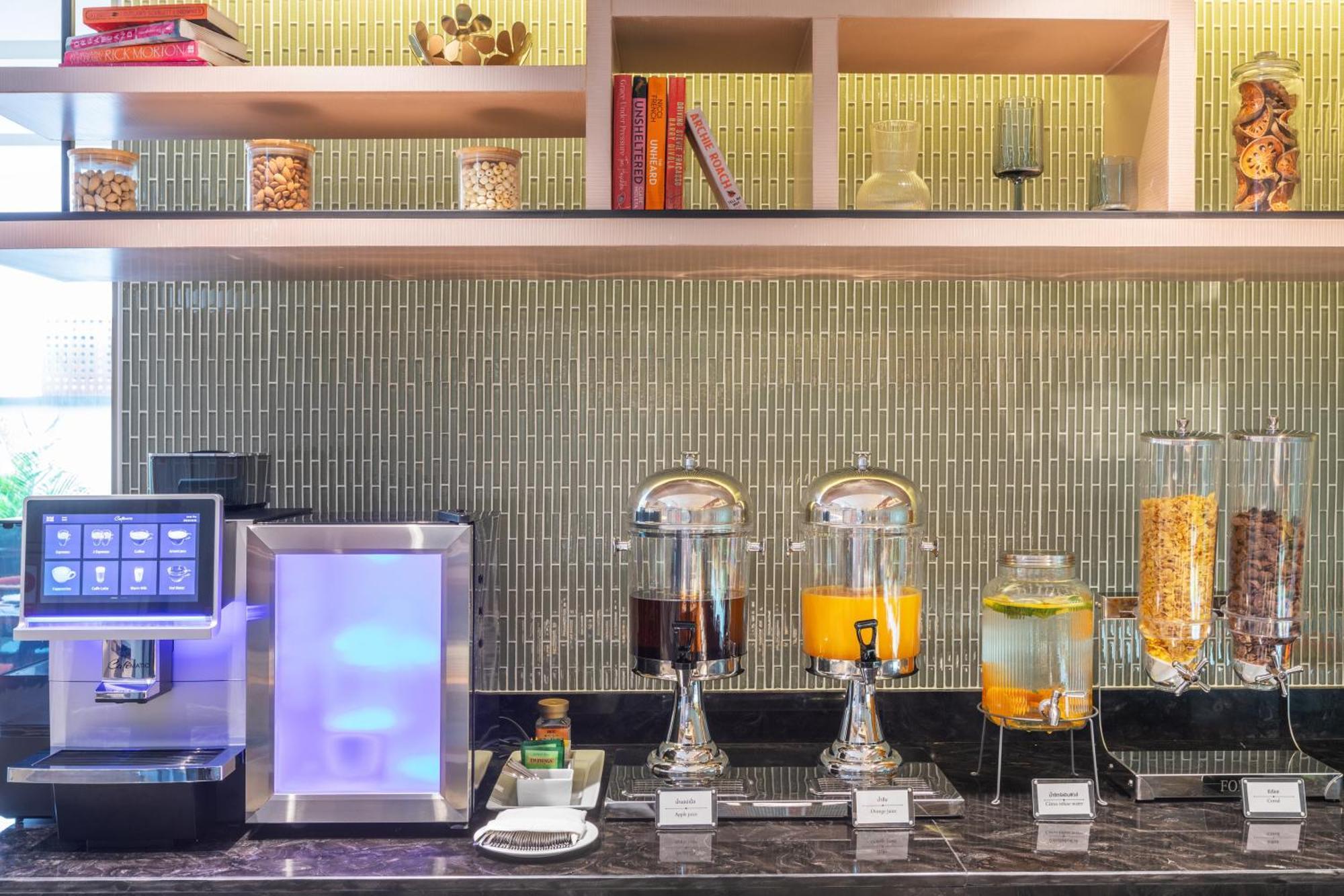 Best Western Click Sathorn 11 Bangkok Ngoại thất bức ảnh